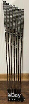 Titleist 712 MB/CB Forged Combo Iron Set (4-PW) NICE LH Xtreme Dark Finish