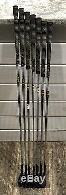 Titleist 990B Forged Iron Set (4-PW) NICE RH Tour Black Finish Rifle 6.0