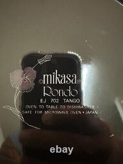 Vintage Mikasa Rondo EJ 702 Glossy Black Finish Combination Set